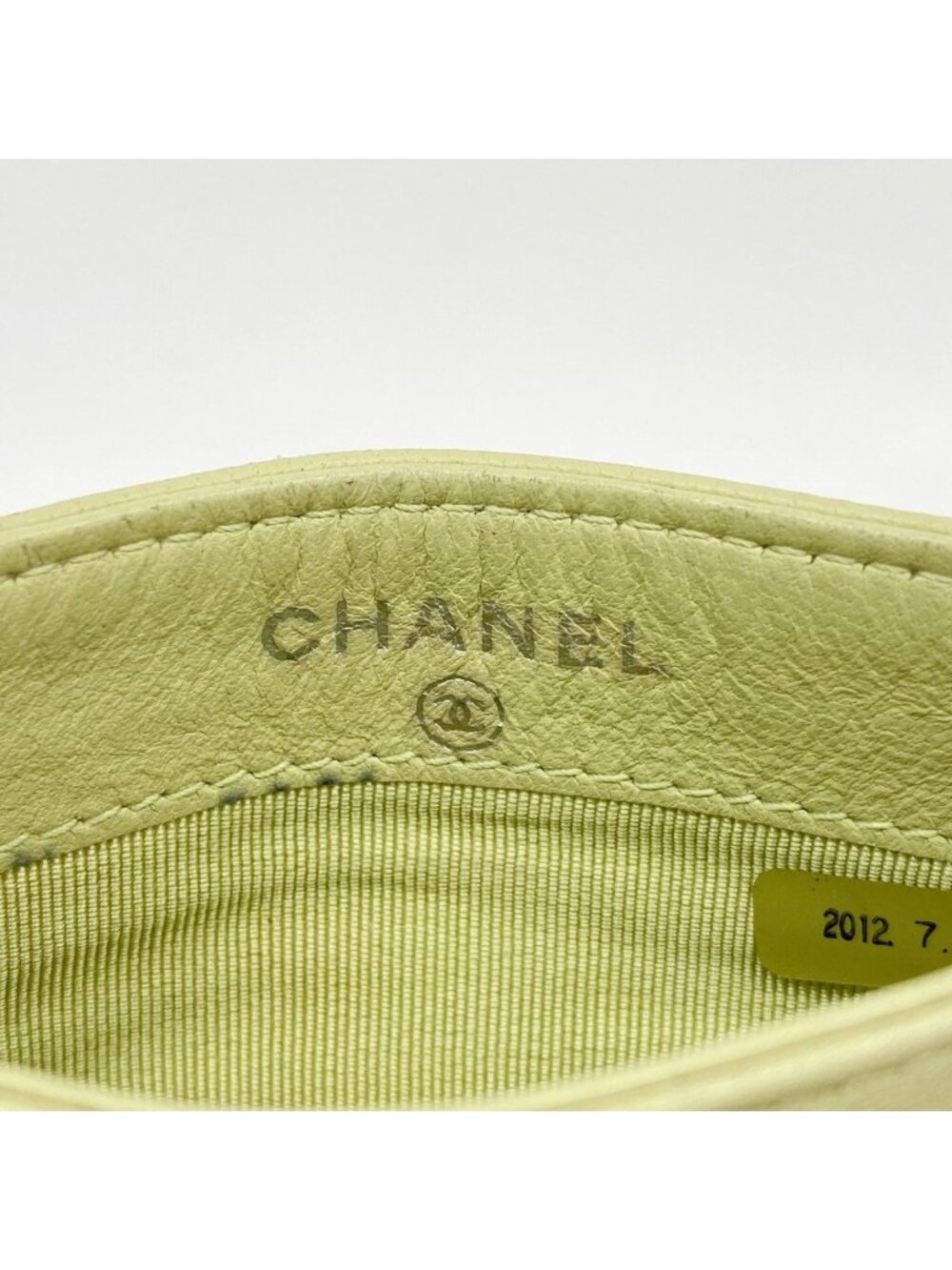 ★SOLD★ Chanel Card Case Quilted Lambskin Light Green Silver - Picture 4 of 8